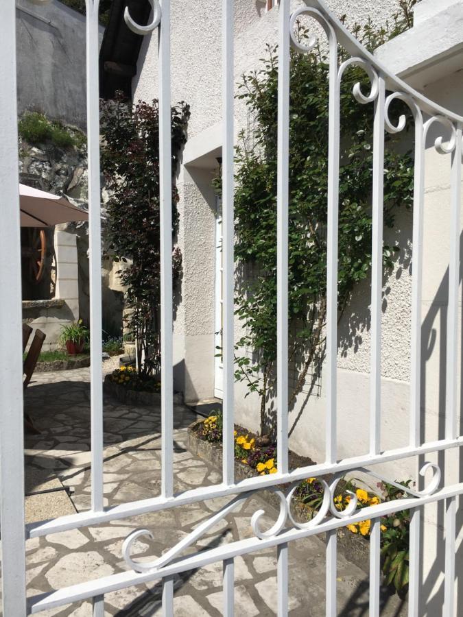 Les Mesanges Bed & Breakfast Bourré Exterior foto